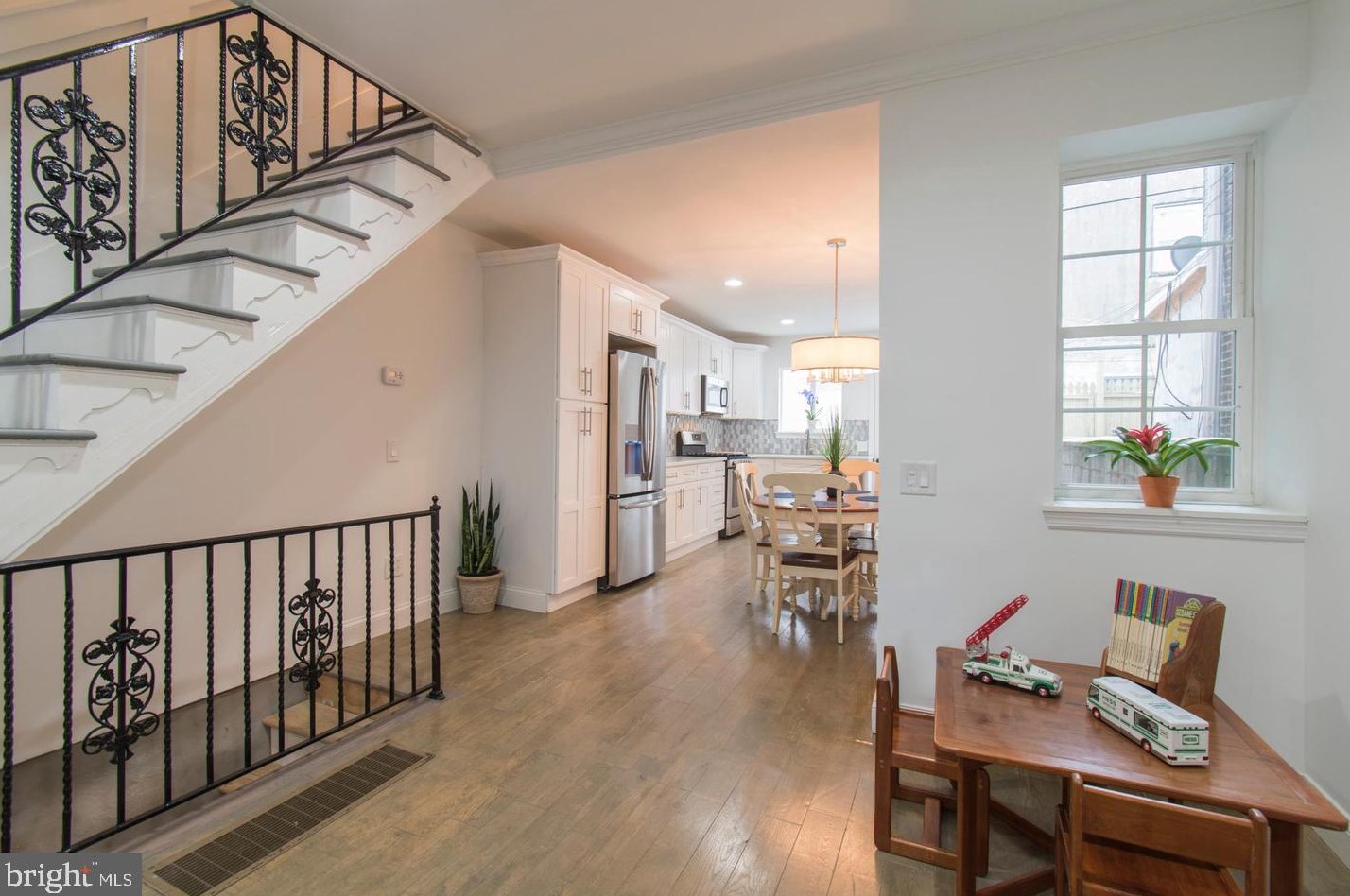 2411 S Philip St, Philadelphia, PA 19133