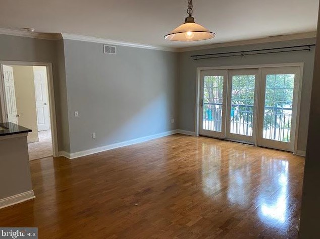 500 Admirals Way Apt 225, Philadelphia, PA 19146