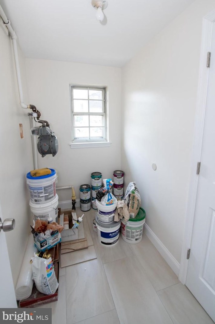 1865 Greymont St, Philadelphia PA  19116-3829 exterior