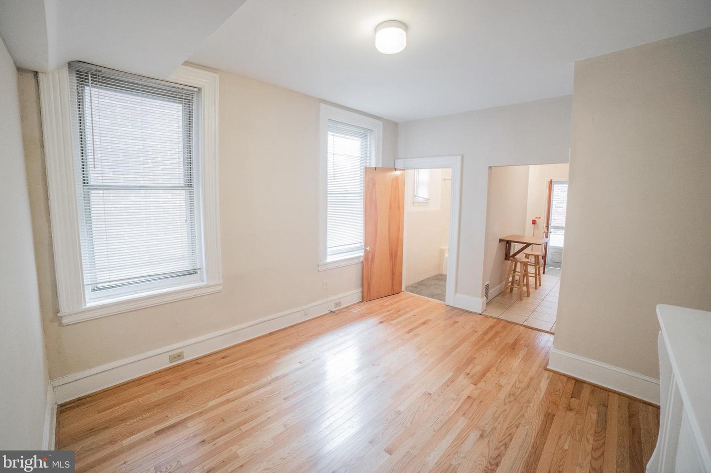 257 S 21st St #1, Philadelphia, PA 19103