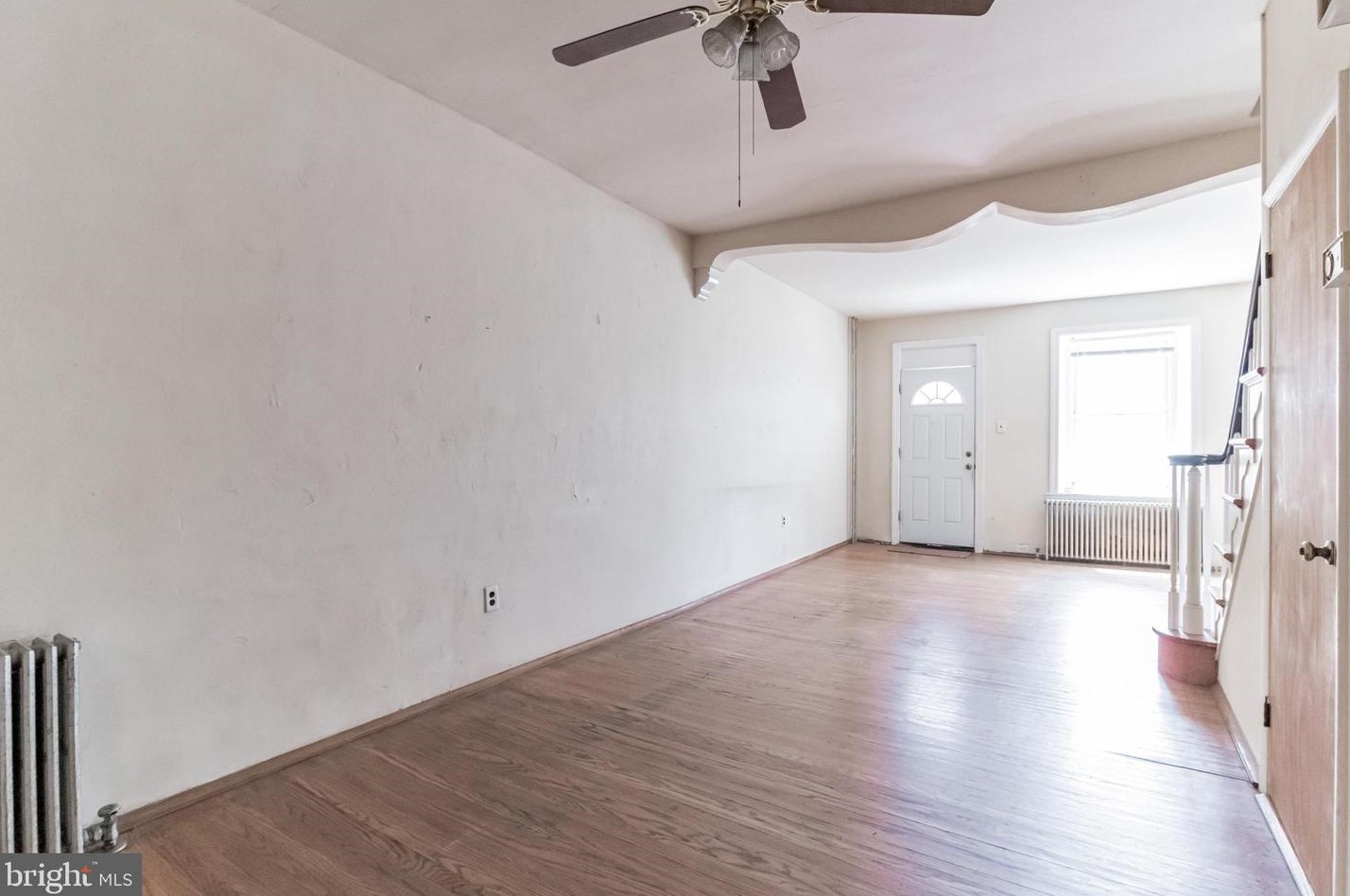 160 Roxborough Ave, Philadelphia, PA 19127-1514