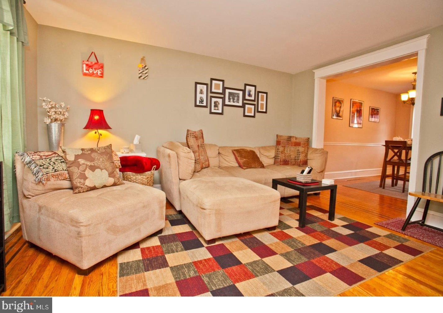 3351 Ainslie St, Philadelphia, PA 19129