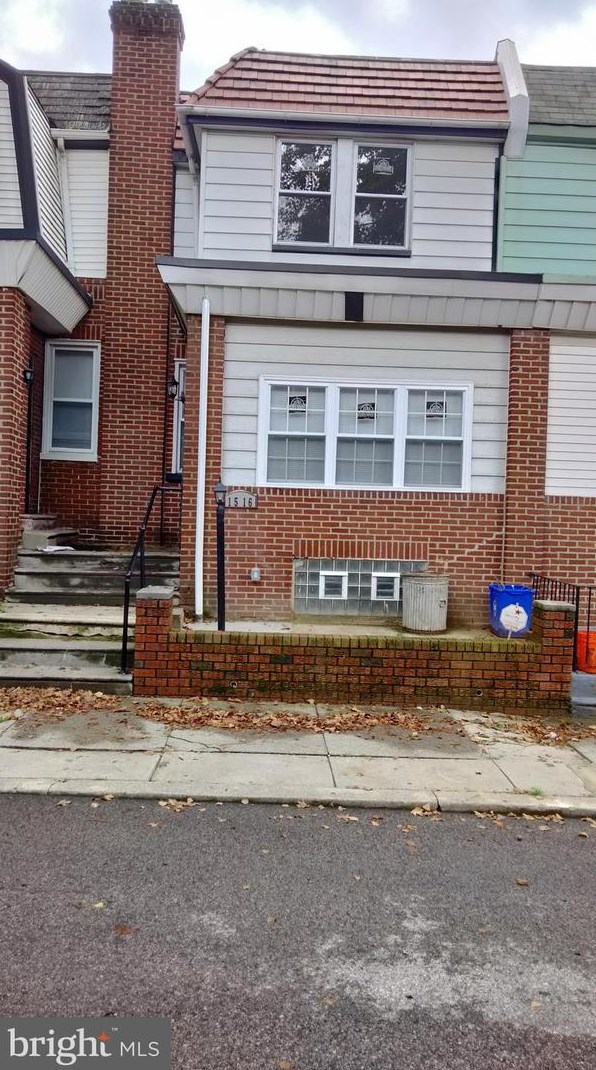 1516 Kinsdale St, Philadelphia PA  19126-2752 exterior