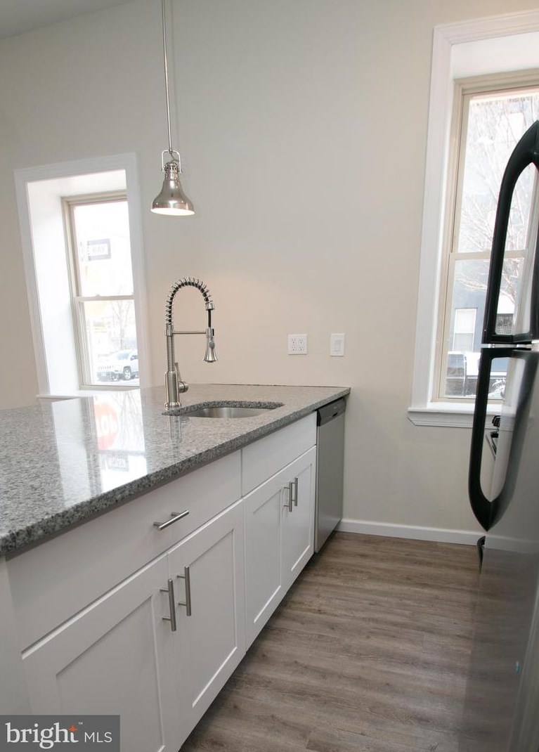 1800 Catharine St #1, Philadelphia, PA 19146