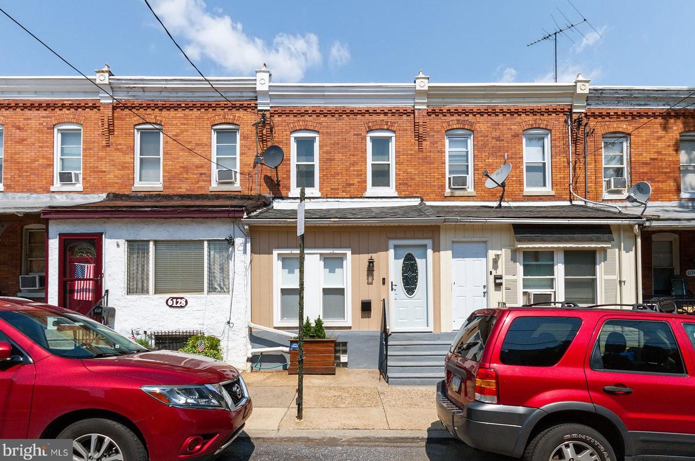 6130 Edmund St, Philadelphia, PA 19135-3708