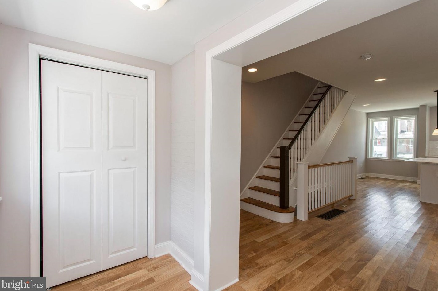 1402 Napa St, Philadelphia PA  19146-3405 exterior