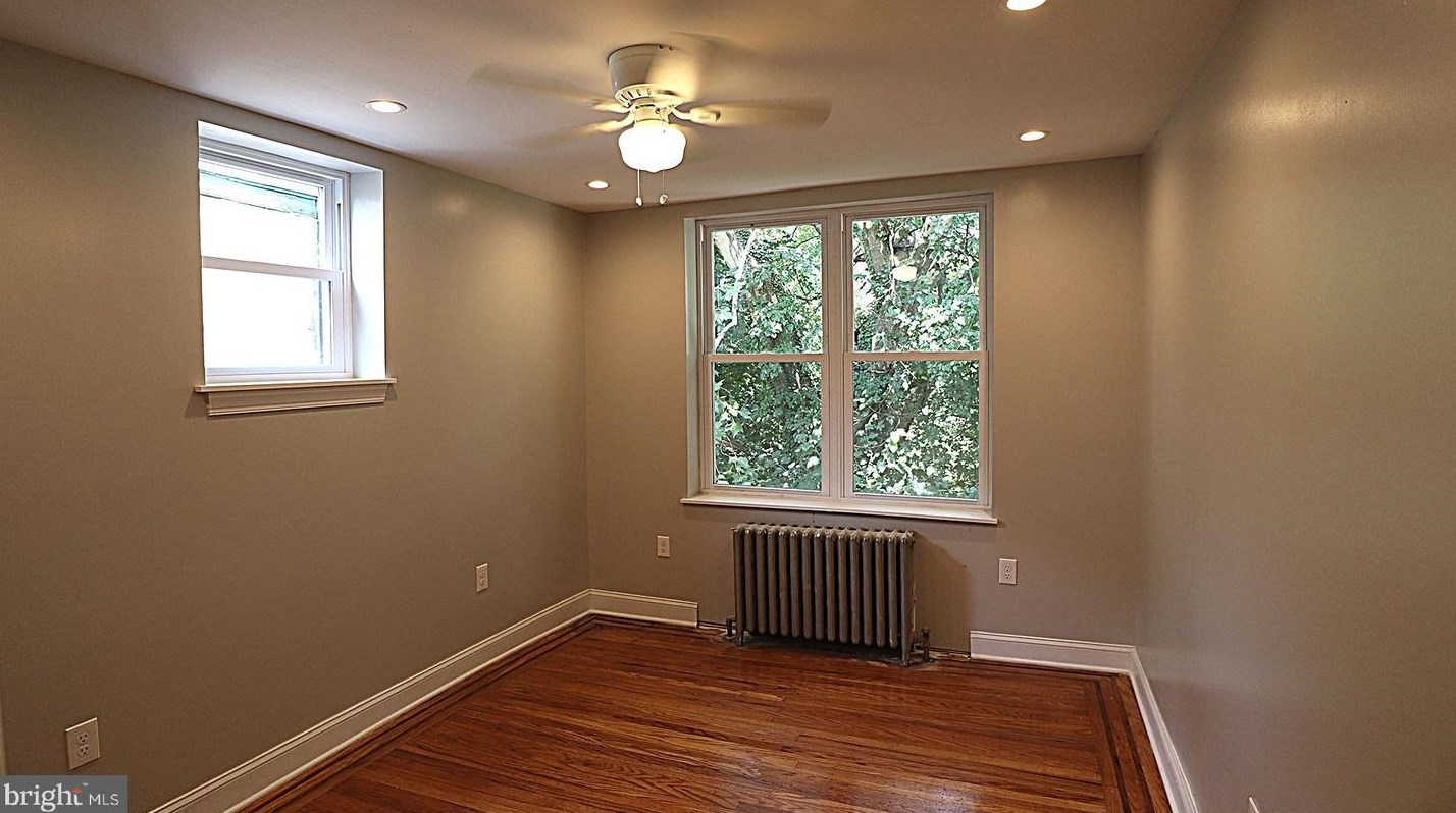6465 Musgrave St, Philadelphia PA  19119-2332 exterior