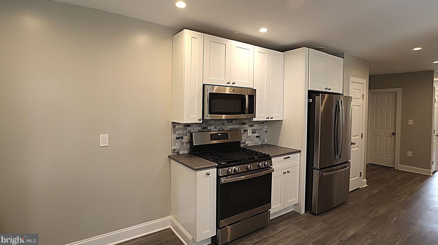 6465 Musgrave St, Philadelphia PA  19119-2332 exterior