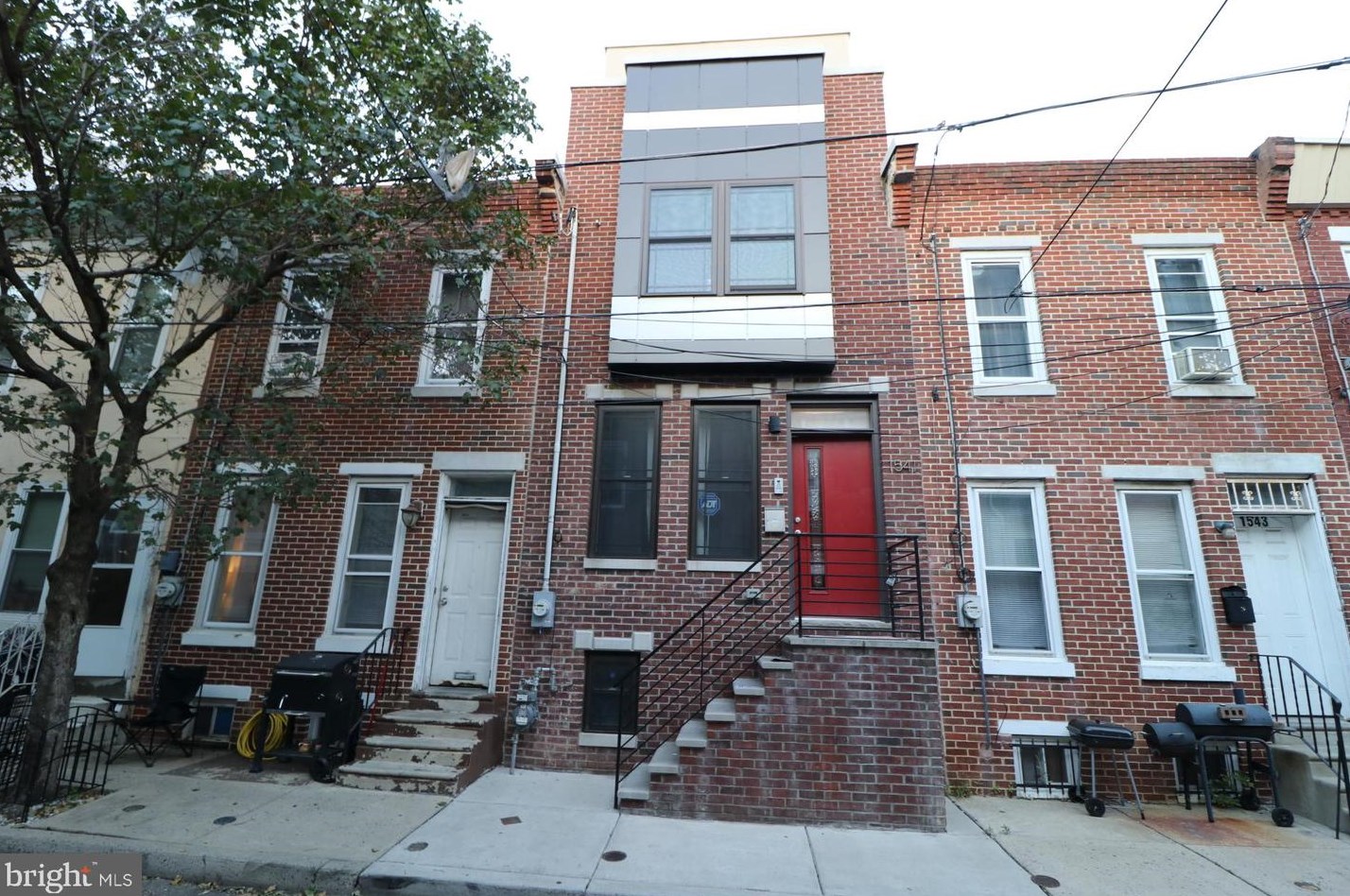 1541 S Woodstock St, Philadelphia, PA 19146