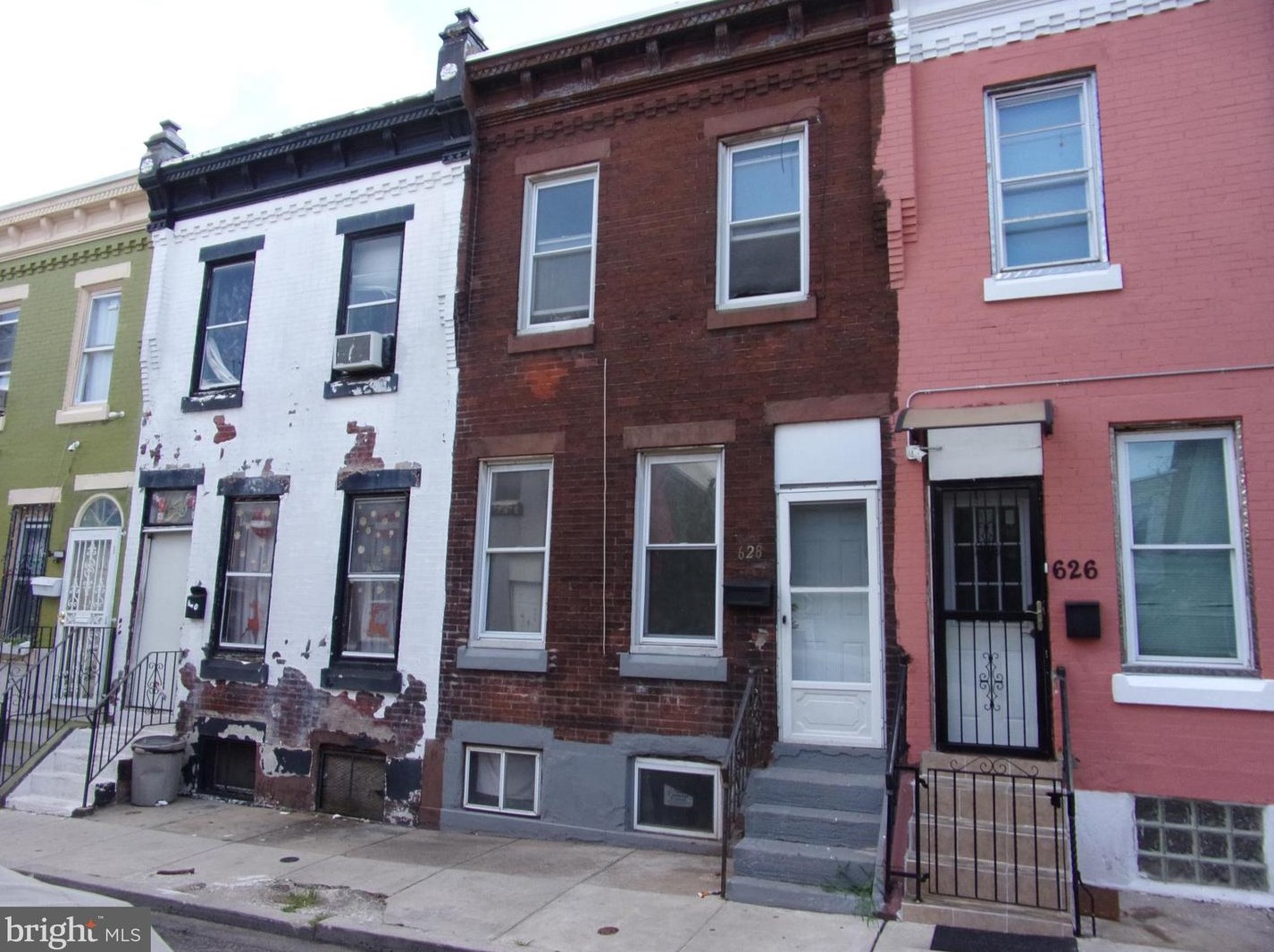 628 Lippincott St, Philadelphia PA  19134-2307 exterior