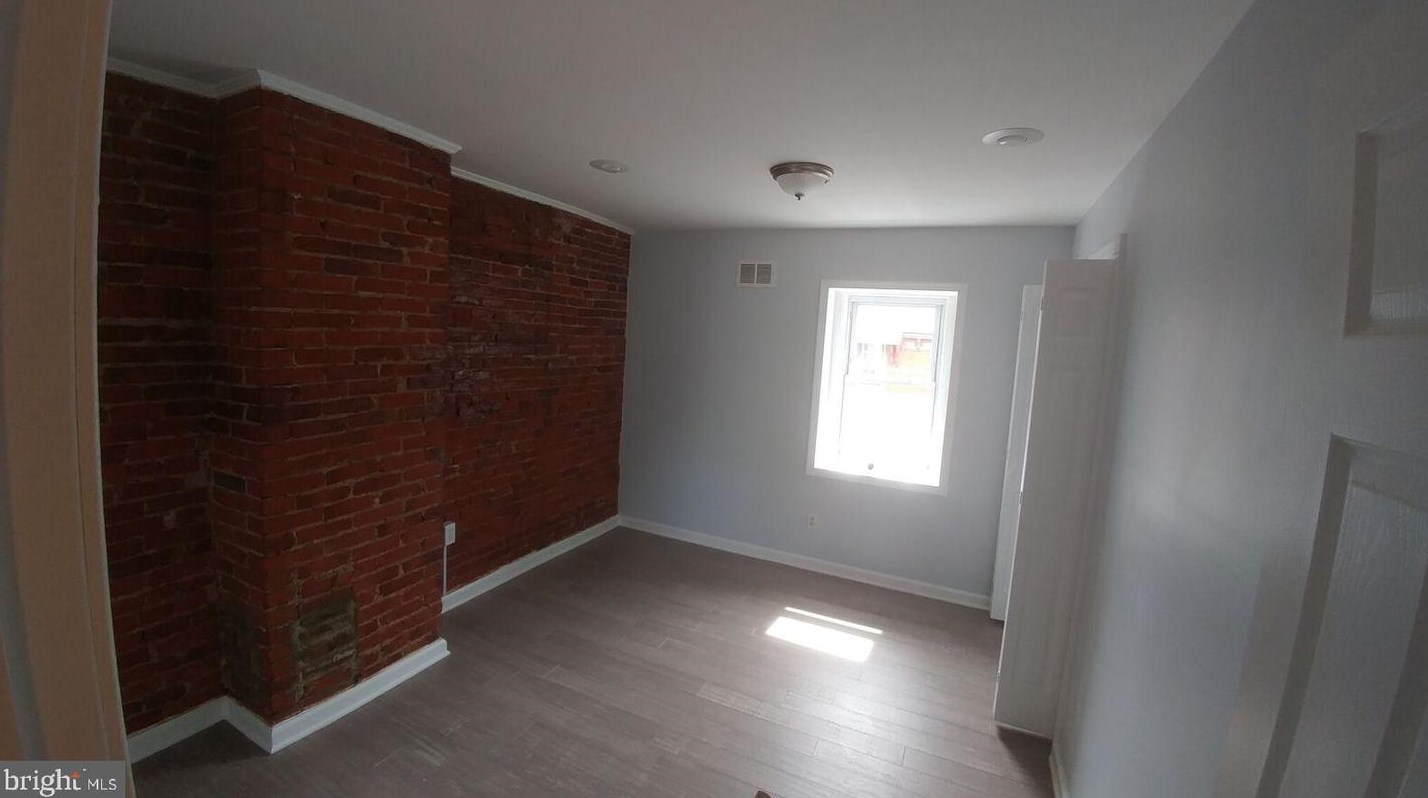 1425 Cambridge St #1, Philadelphia, PA 19130