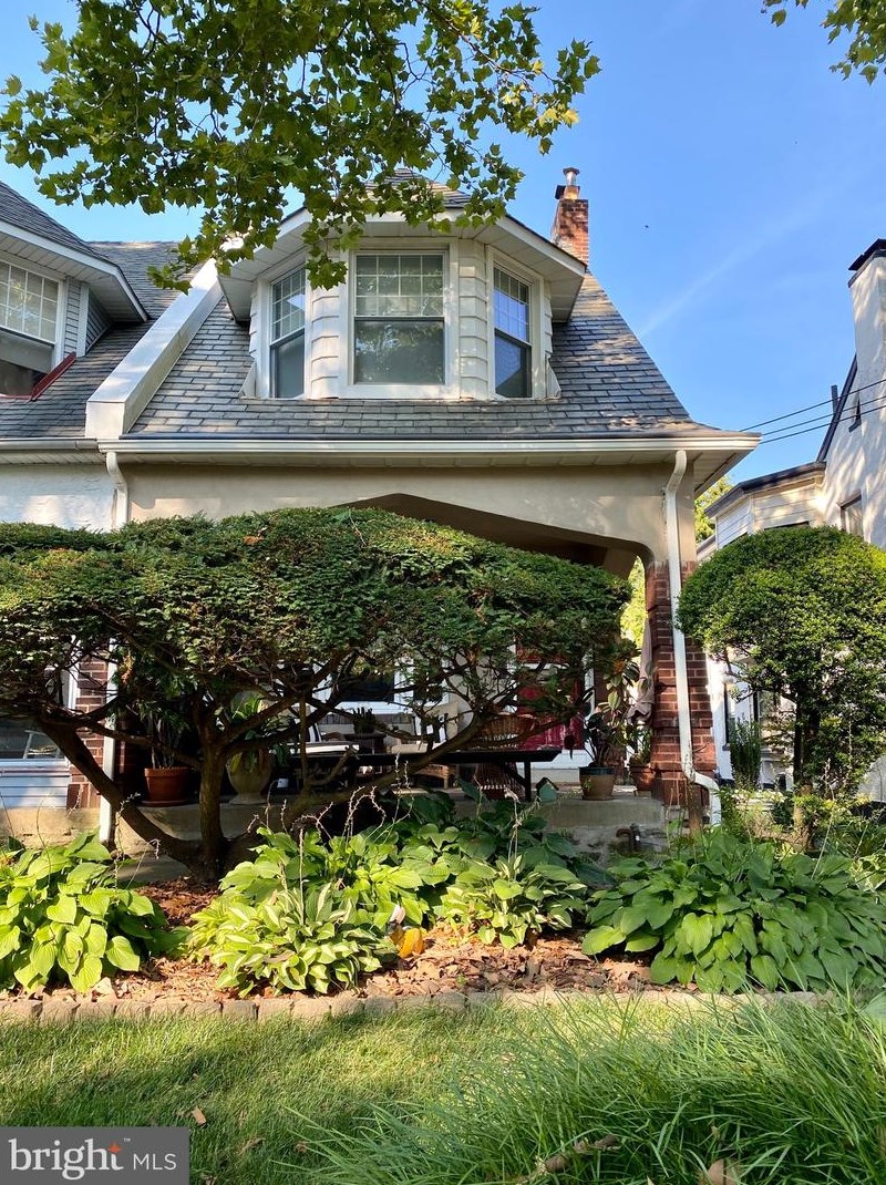 929 Herbert St, Philadelphia, PA 19124-2416