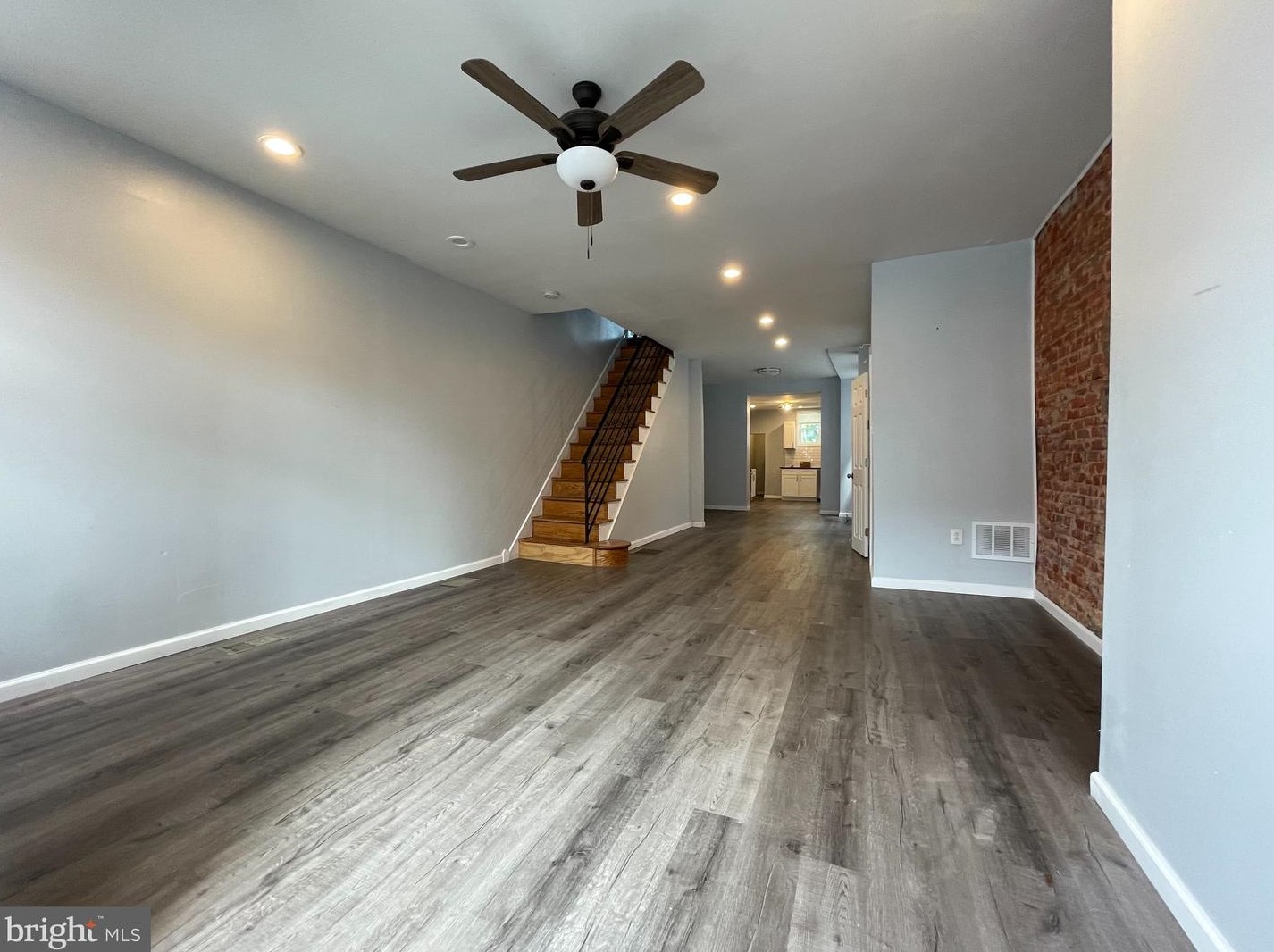 1731 N 21st St, Philadelphia, PA 19145