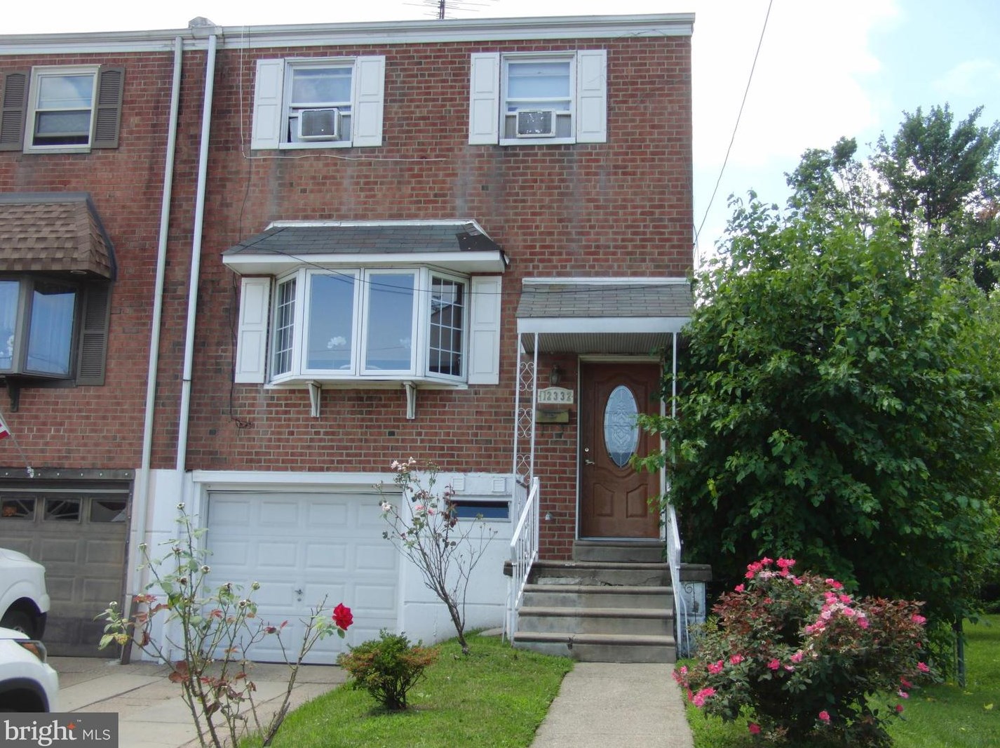 12332 Medford Rd, Philadelphia, PA 19154-1925