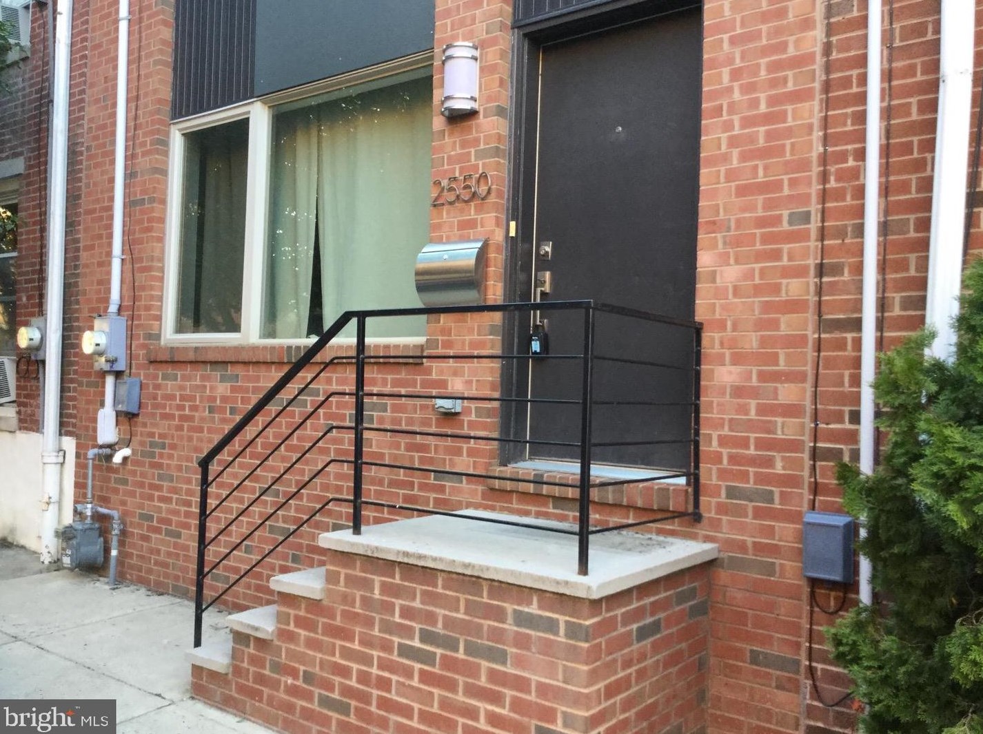2550 Salmon St, Philadelphia, PA 19125