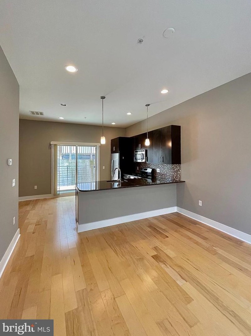 916 Darien Way, Philadelphia, PA 19147