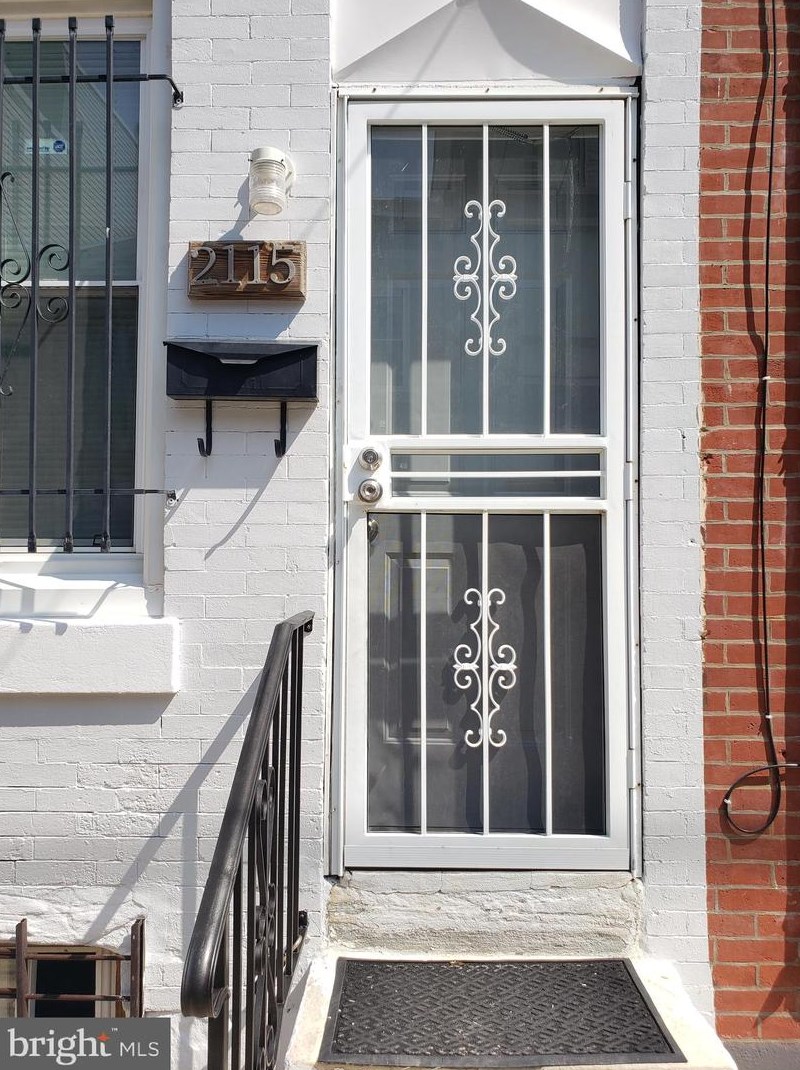 2115 Mountain St, Philadelphia, PA 19145