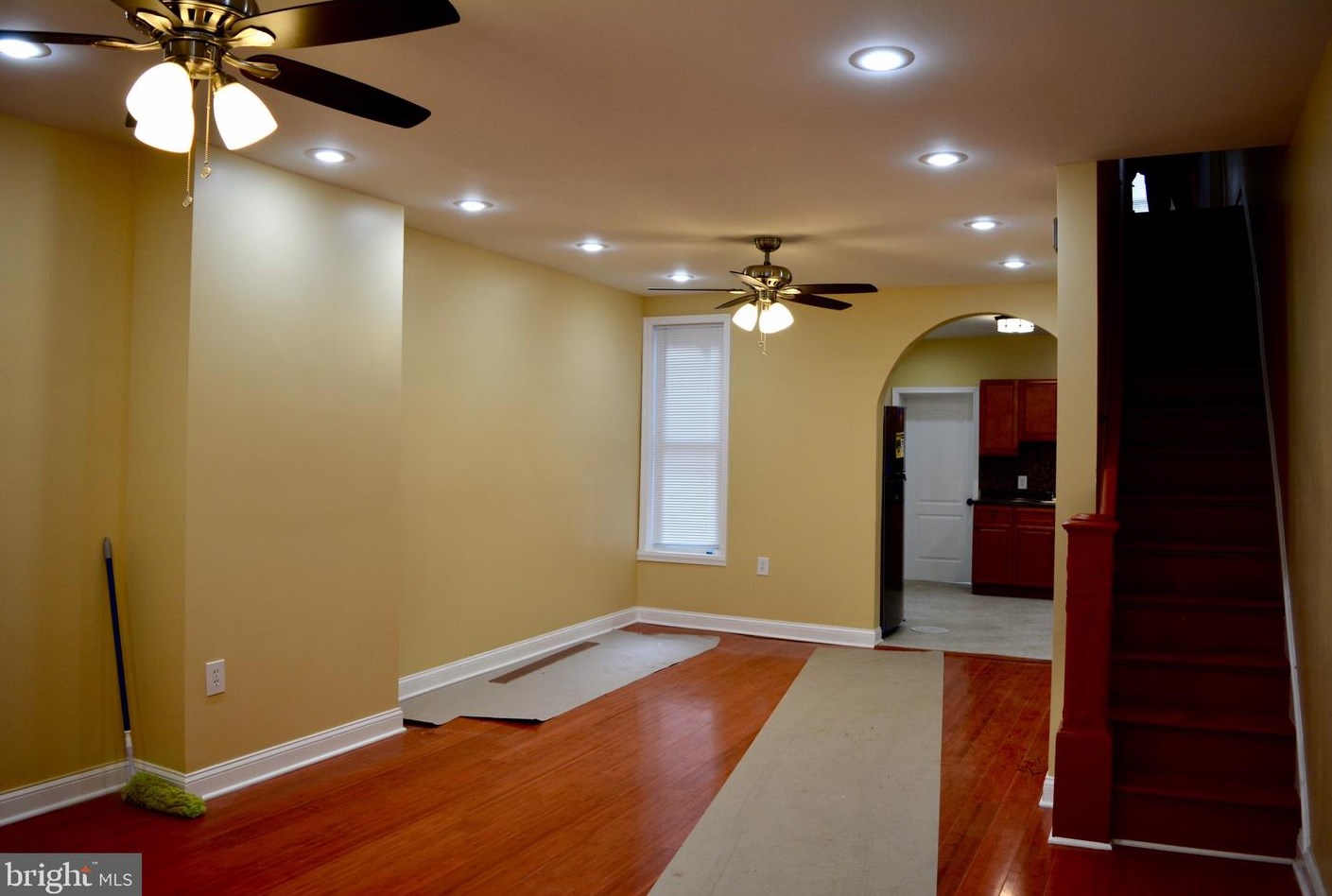 18 N Ithan St, Philadelphia, PA 19139