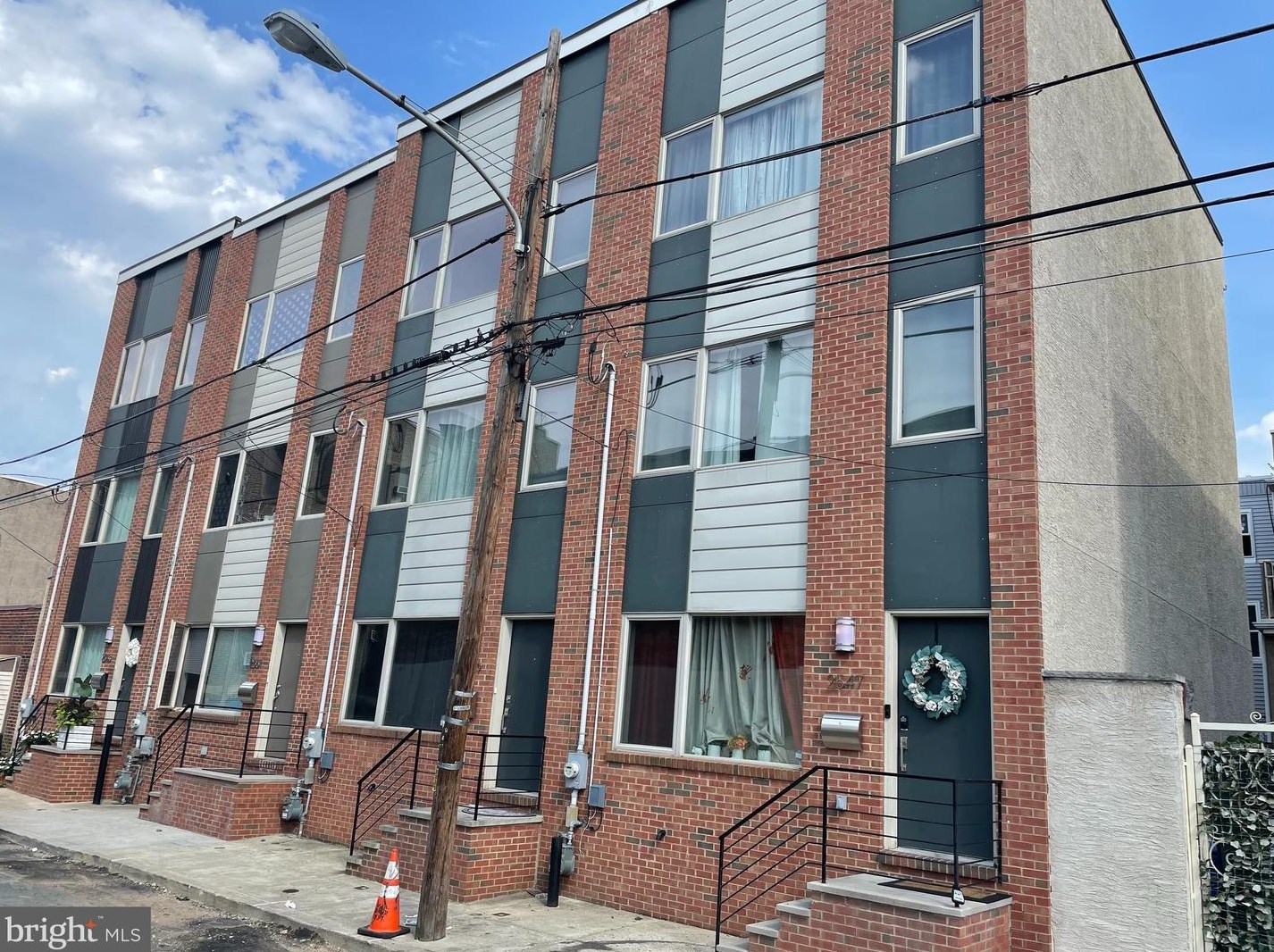 2547 Tilton St, Philadelphia, PA 19125