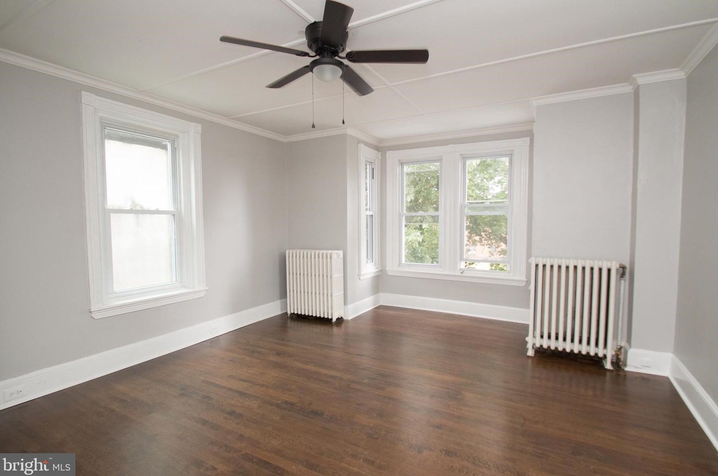 4833 Morris St, Philadelphia PA  19144-4711 exterior