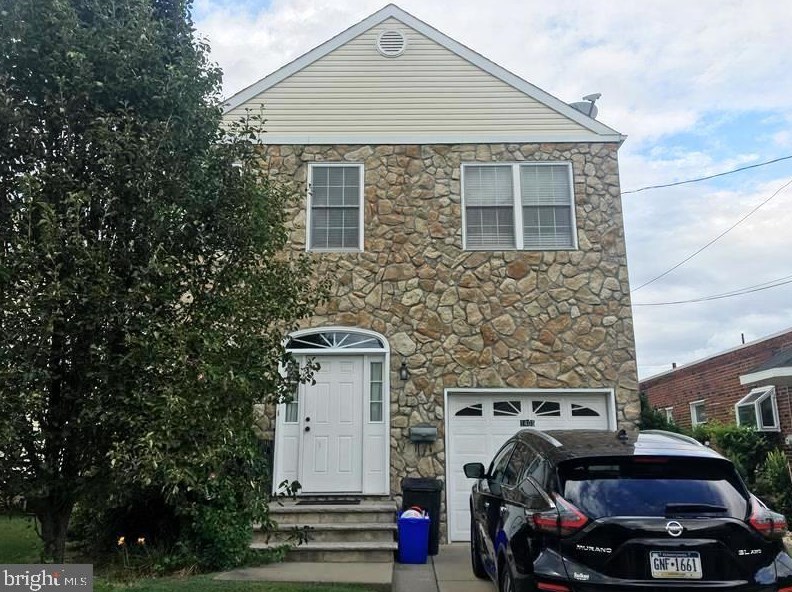 1405 Tudor St, Philadelphia, PA 19111-3717