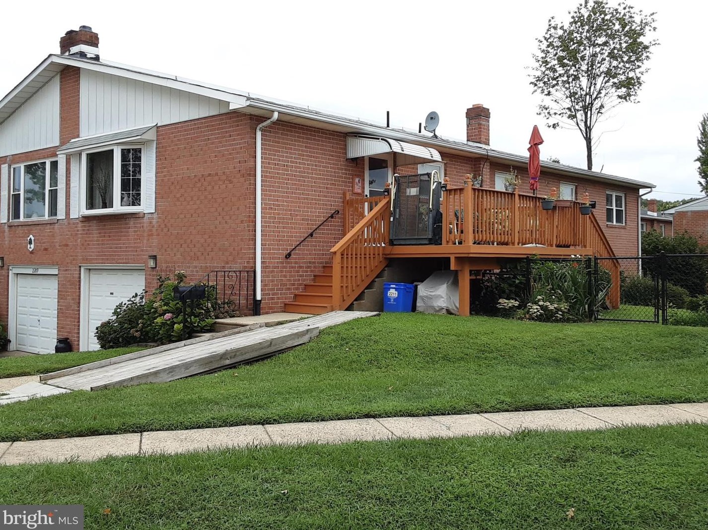 2211 Berwyn Pl, Philadelphia, PA 19115-3306