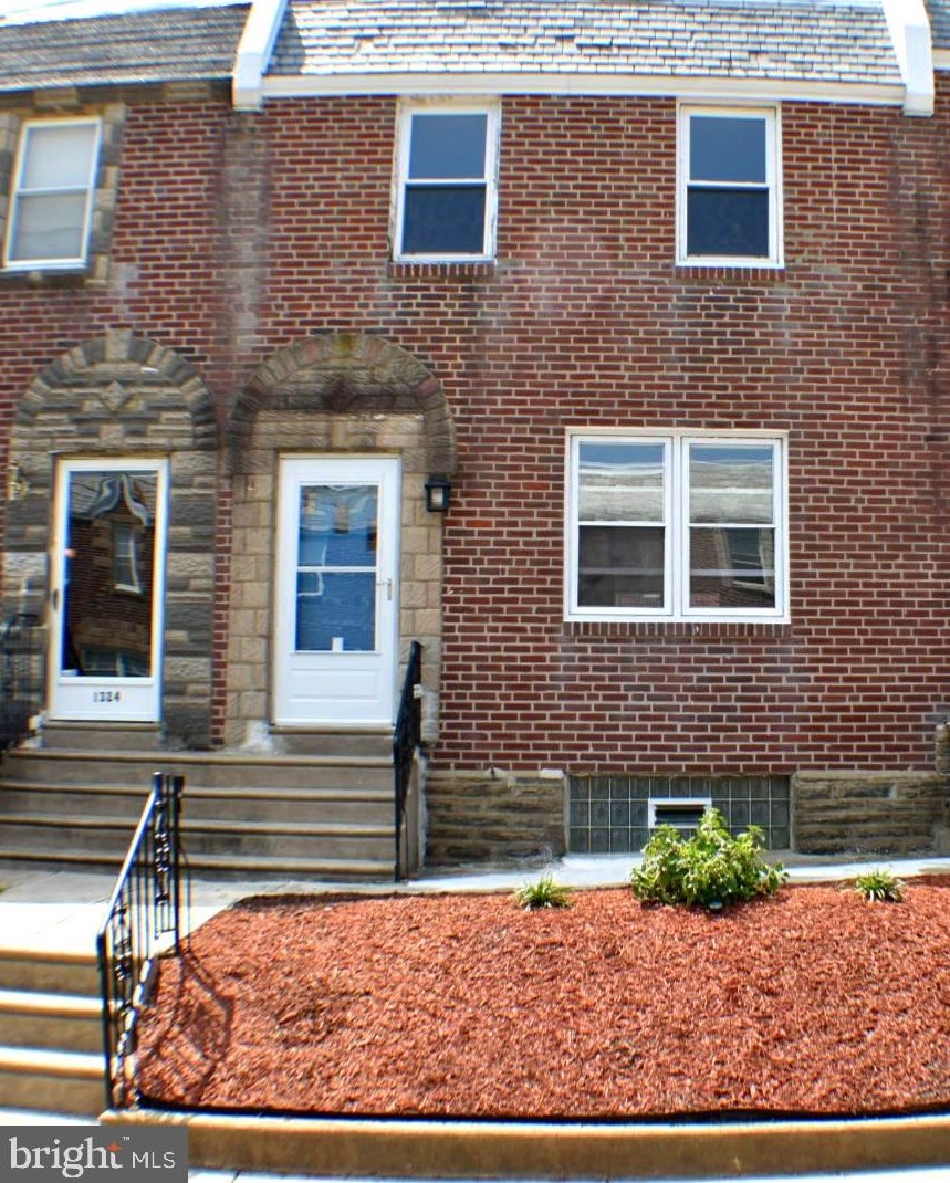 1322 Wells St, Philadelphia, PA 19111-4922