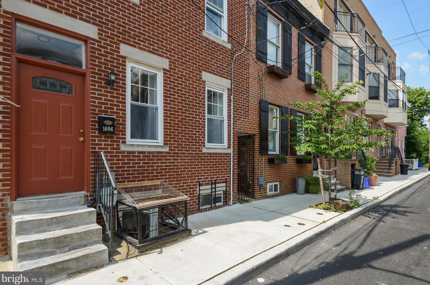1606 Webster St, Philadelphia, PA 19146