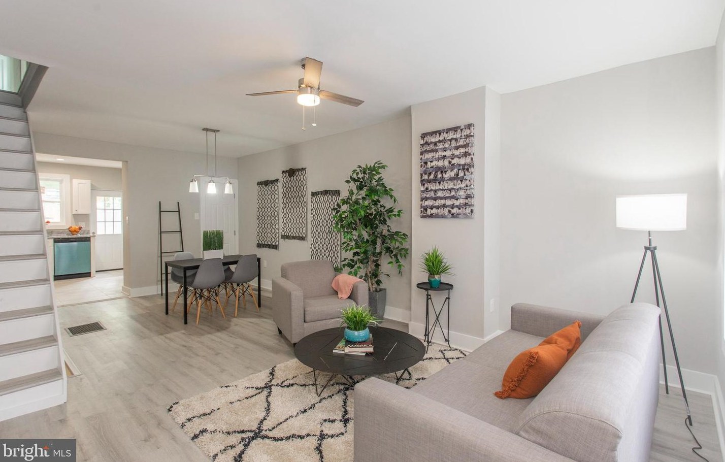 1507 Bailey St, Philadelphia PA  19146-4413 exterior