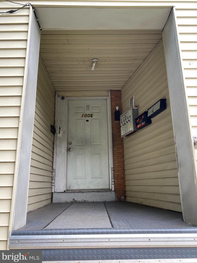 100 W Tabor Rd, Philadelphia, PA 19120