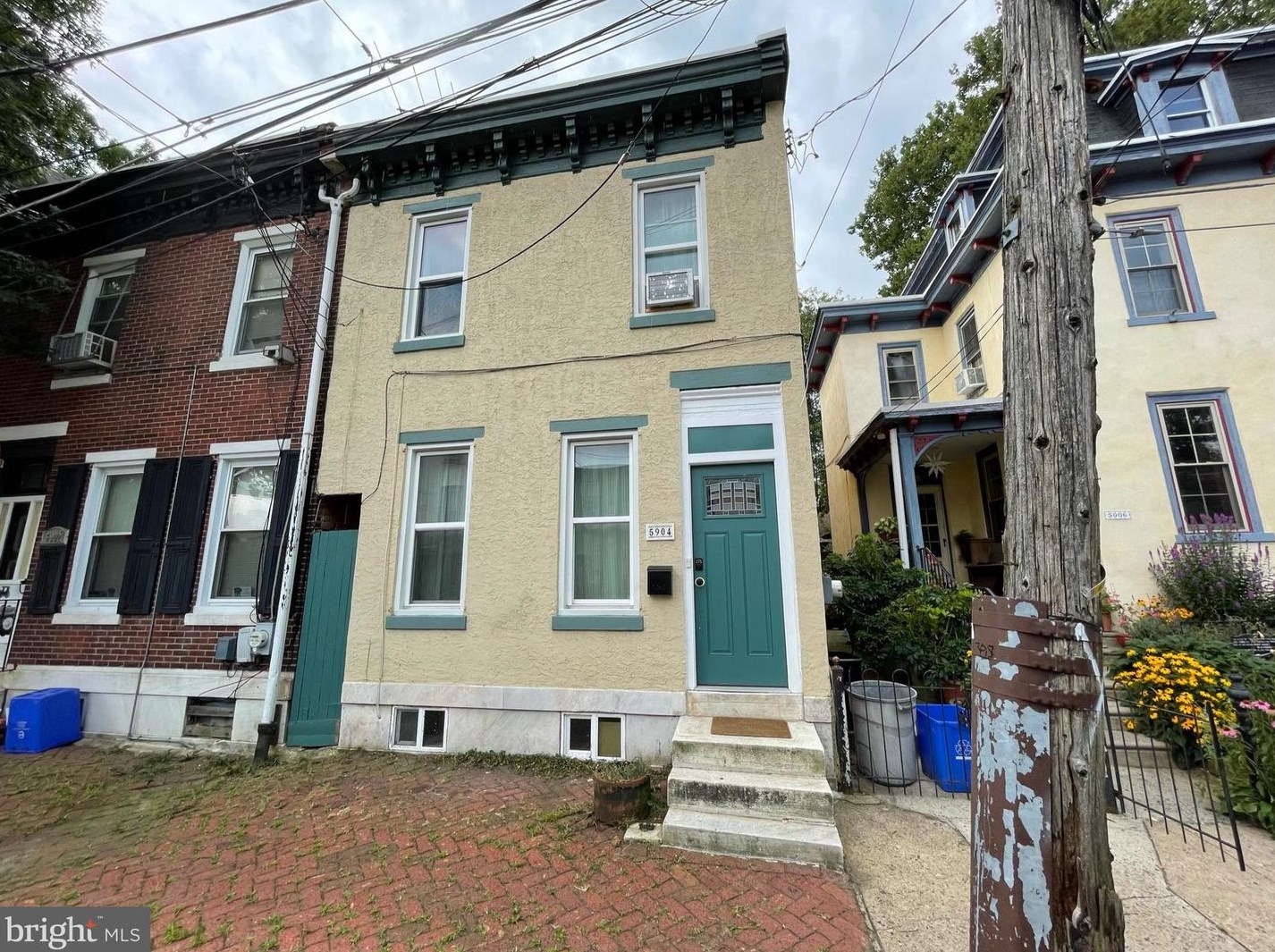 5904 Mccallum St, Philadelphia, PA 19144-2710