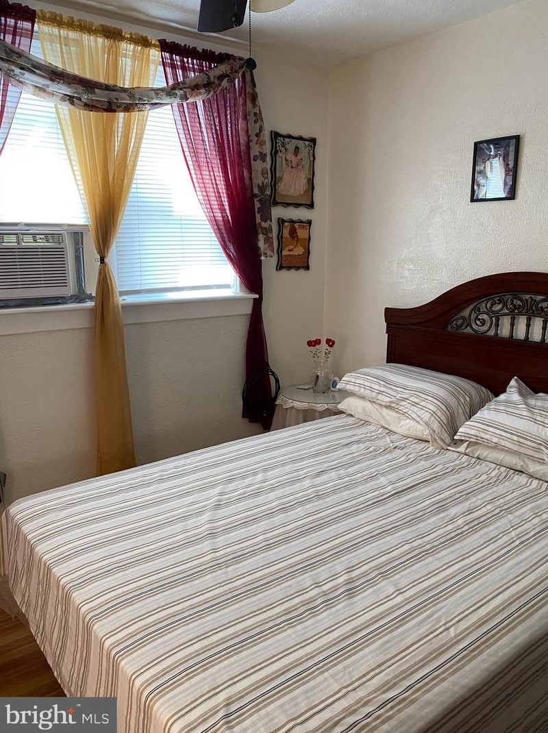 142 Luray St, Philadelphia PA  19120-4425 exterior