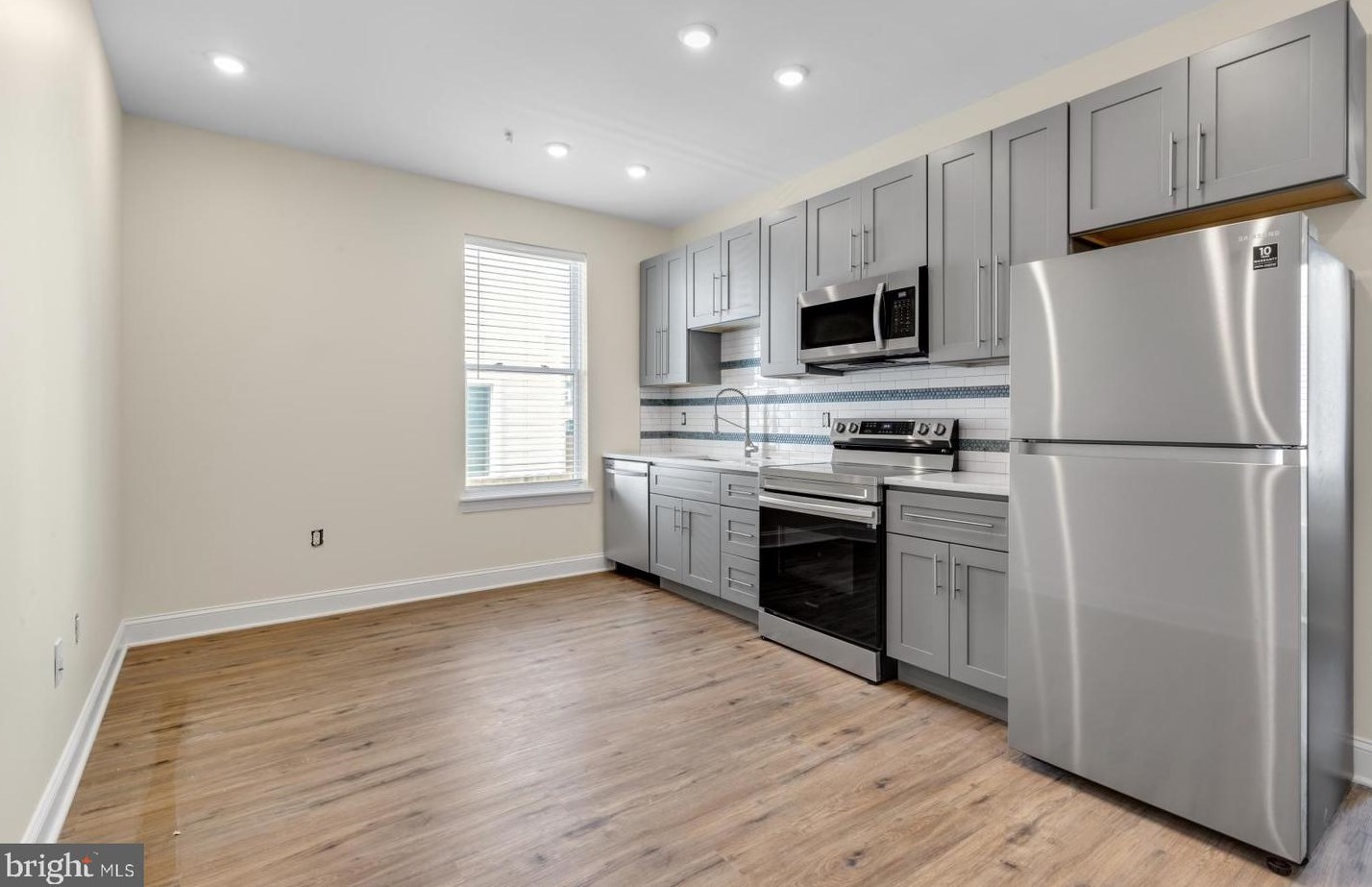 509 Gorgas Ln #2r, Philadelphia, PA 19128