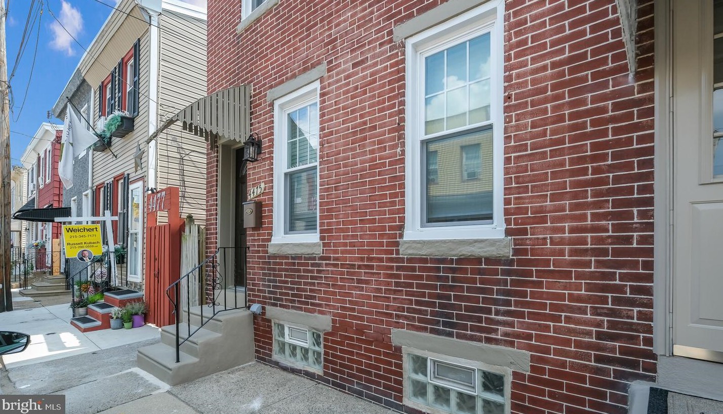 4475 Livingston St, Philadelphia, PA 19137