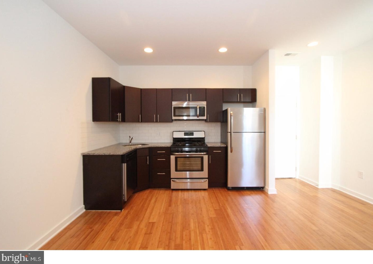 3118 Richmond St #4, Philadelphia, PA 19134