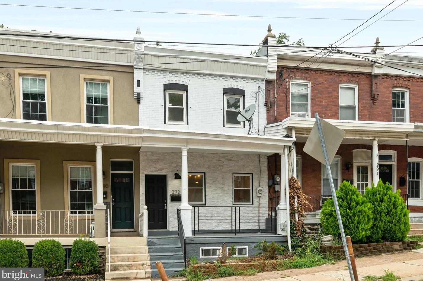 292 Leverington Ave, Philadelphia PA  19128-4750 exterior