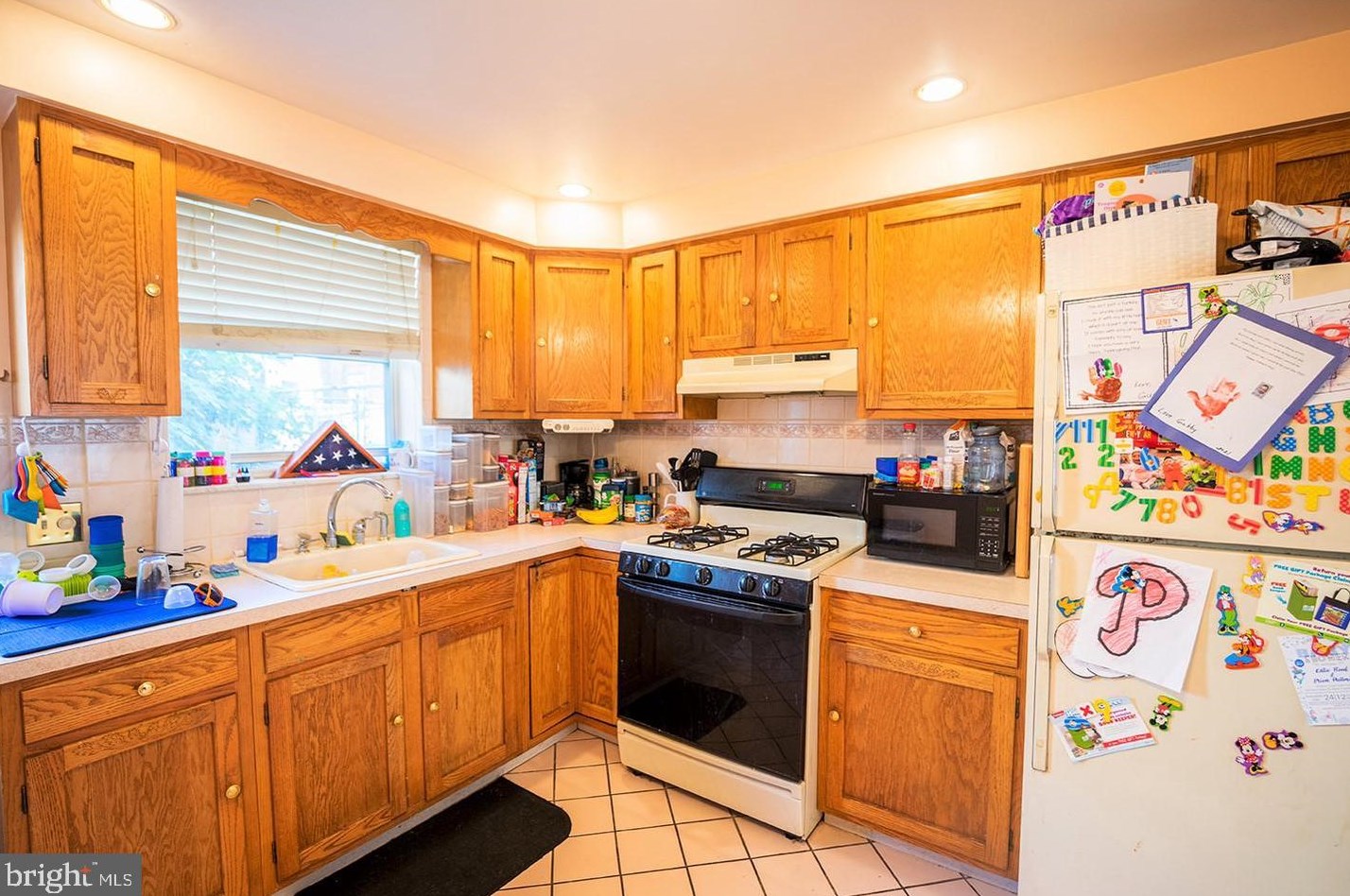 2337 Mole St, Philadelphia PA  19145-4406 exterior