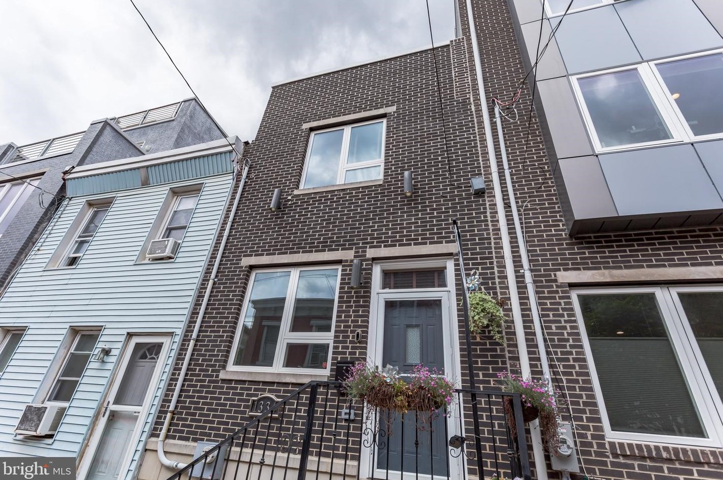 1334 S Chadwick St, Philadelphia, PA 19146
