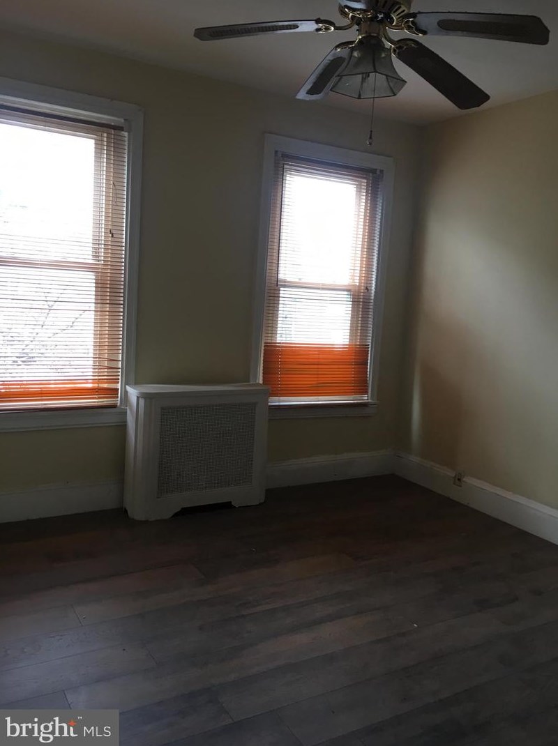 2651 Martha St, Philadelphia PA  19125-1436 exterior