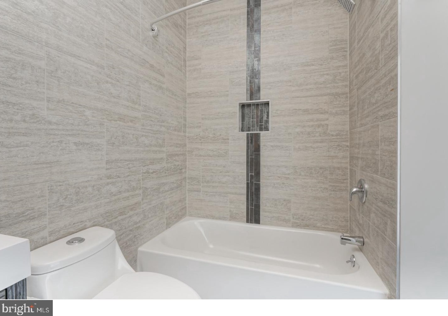 2162 E Norris St #102, Philadelphia, PA 19125