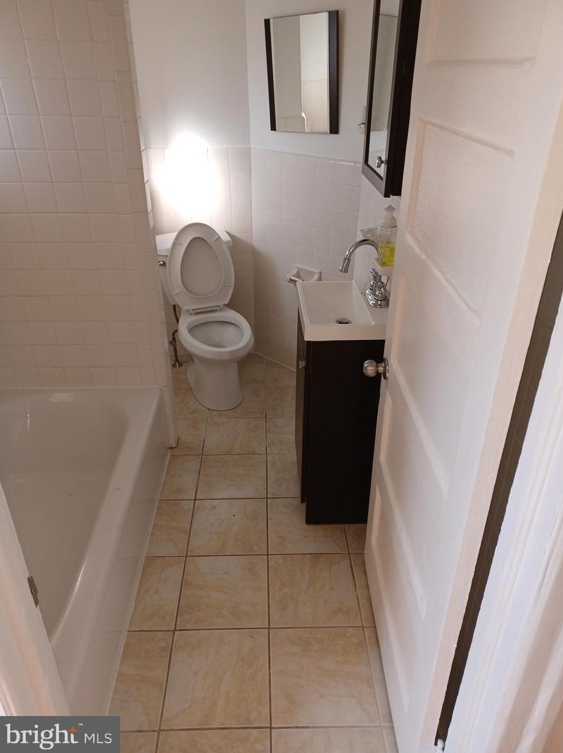 3422 W Allegheny Ave, Philadelphia, PA 19132