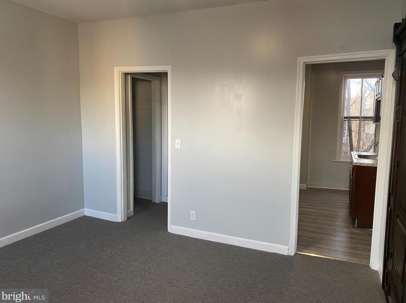 2834 Park Ave, Philadelphia PA 19140-3718 exterior