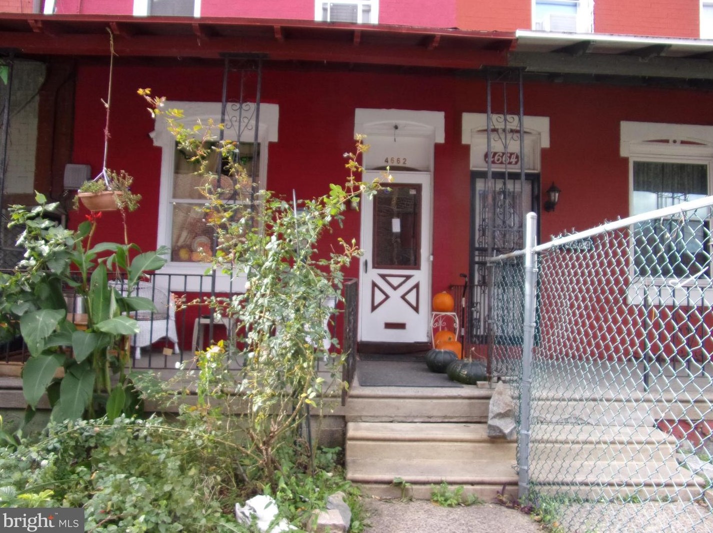 4662 Griscom St, Philadelphia, PA 19124-5830