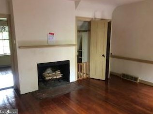 128 Fitzwater St, Philadelphia, PA 19147-3408