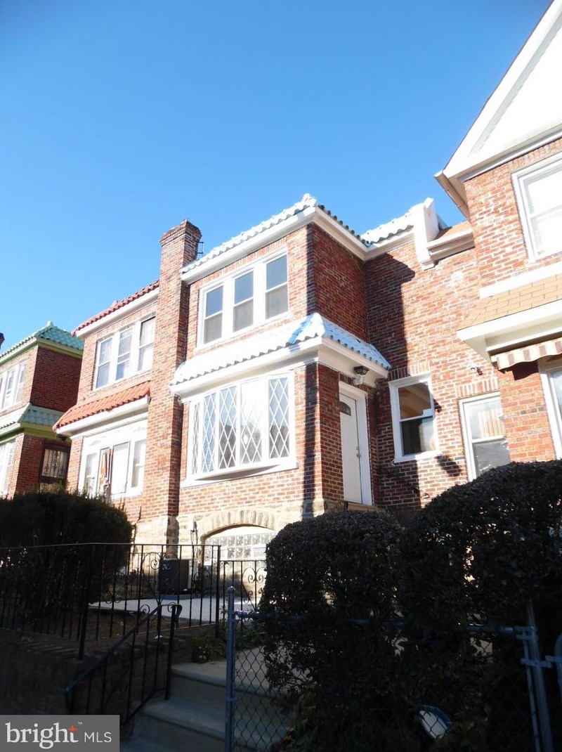 1953 Penfield St, Philadelphia, PA 19138-2728