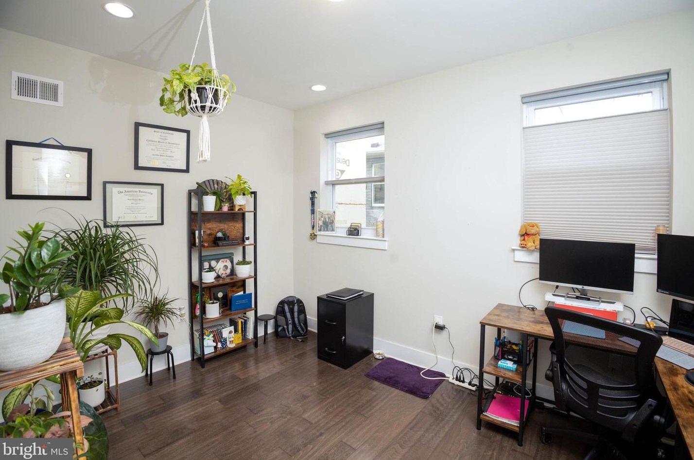 1243 Myrtlewood St, Philadelphia PA  19121-4514 exterior