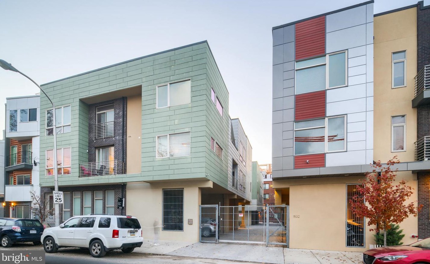 1529 Philip St, Philadelphia PA  19122-3850 exterior