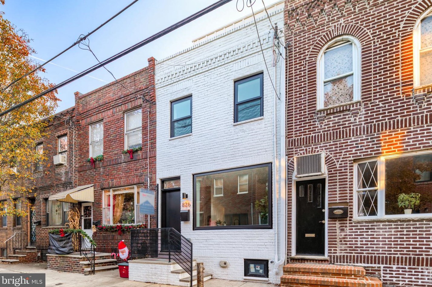 826 Mcclellan St, Philadelphia PA  19148-1628 exterior