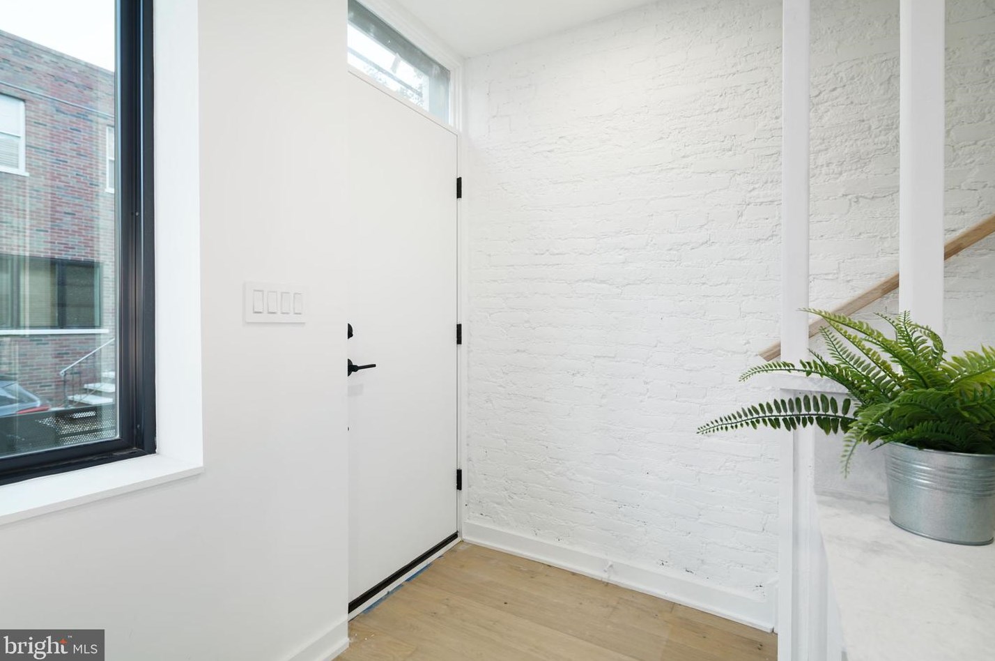 826 Mcclellan St, Philadelphia PA  19148-1628 exterior