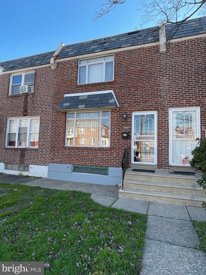 330 Ashdale St, Philadelphia, PA 19120-3510